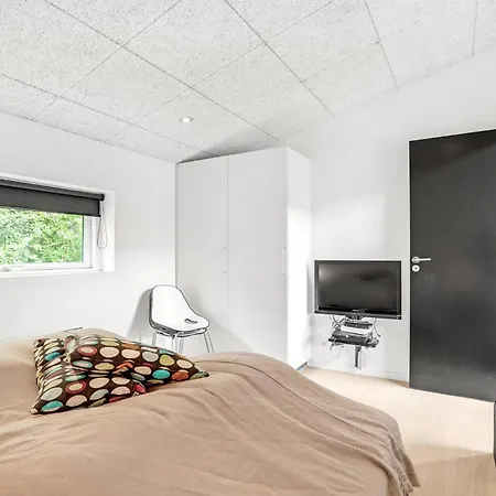 Awesome Home In Hemmet With Wifi بيت للعطل Hemmet