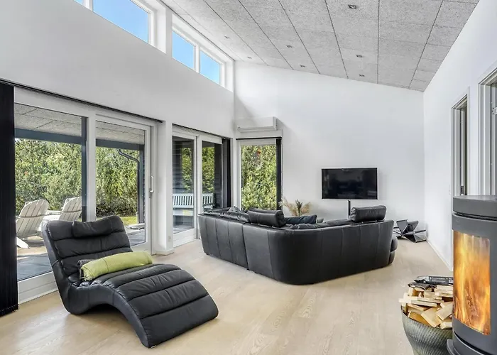 Feriehus With Fireplace 03 *
