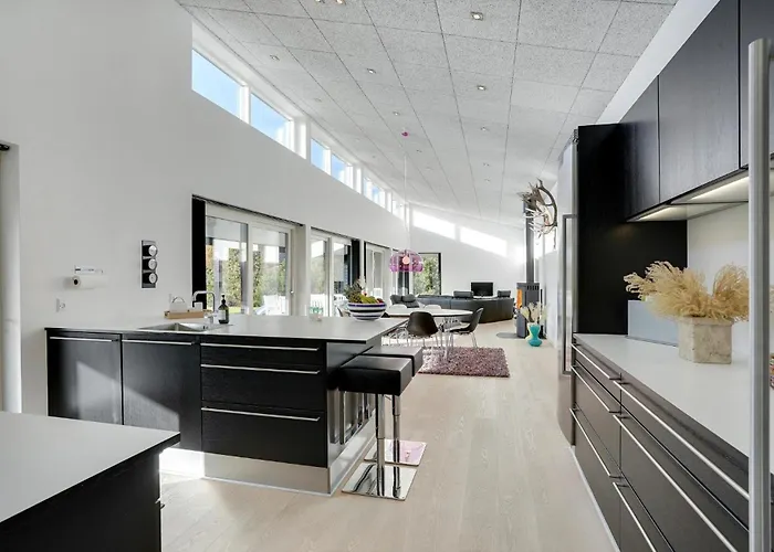 With Fireplace 03 Casa de Férias Hemmet